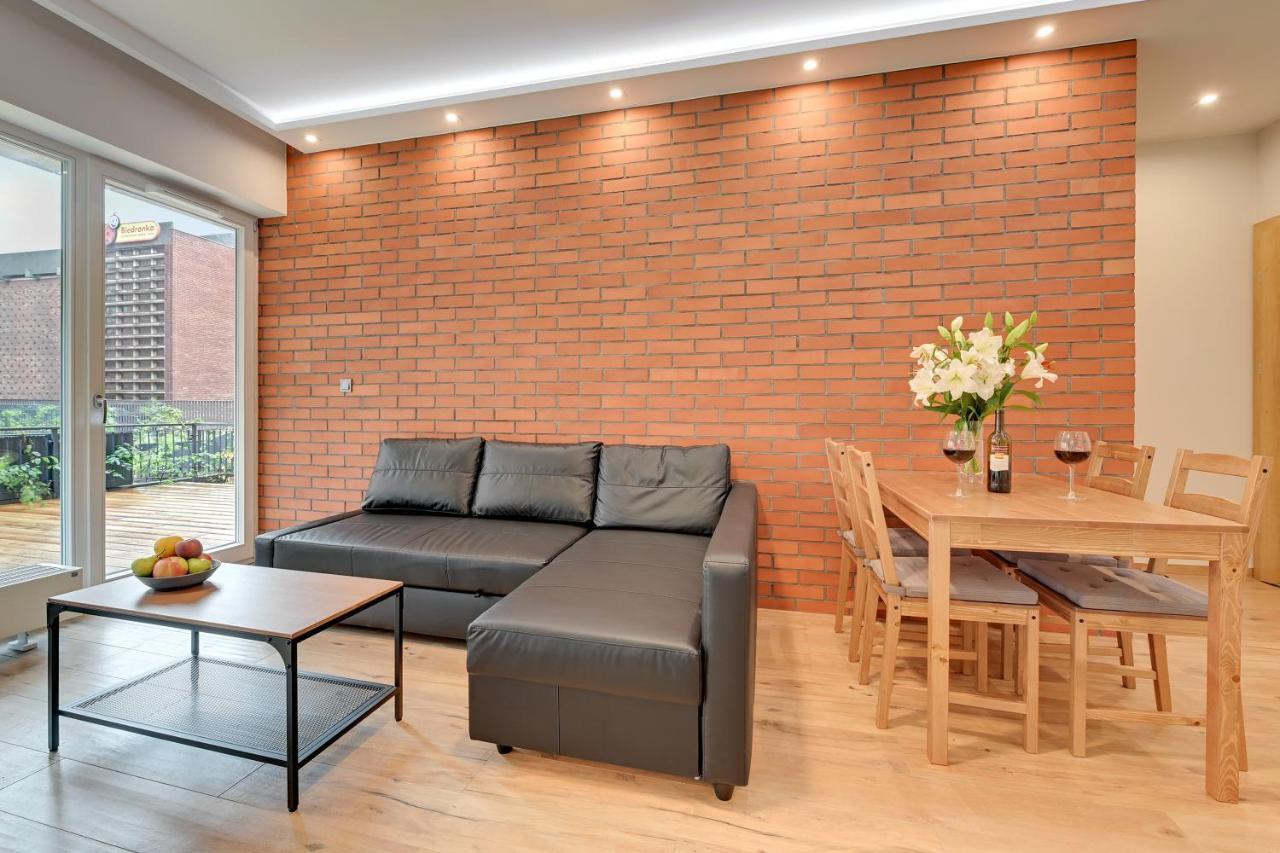 Central Apartment - Free Private Parking Гданск Екстериор снимка
